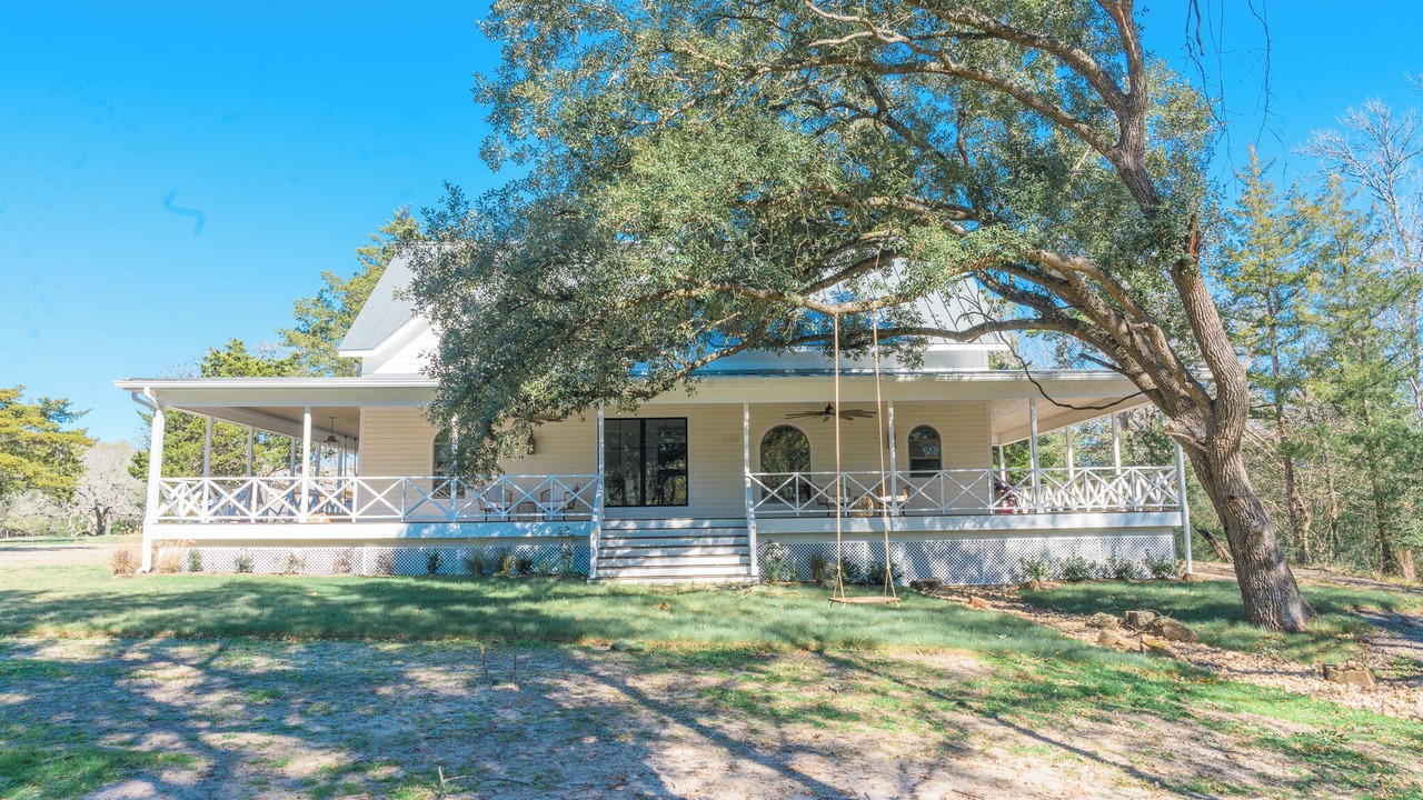 Photo of Outdoor in Round Top