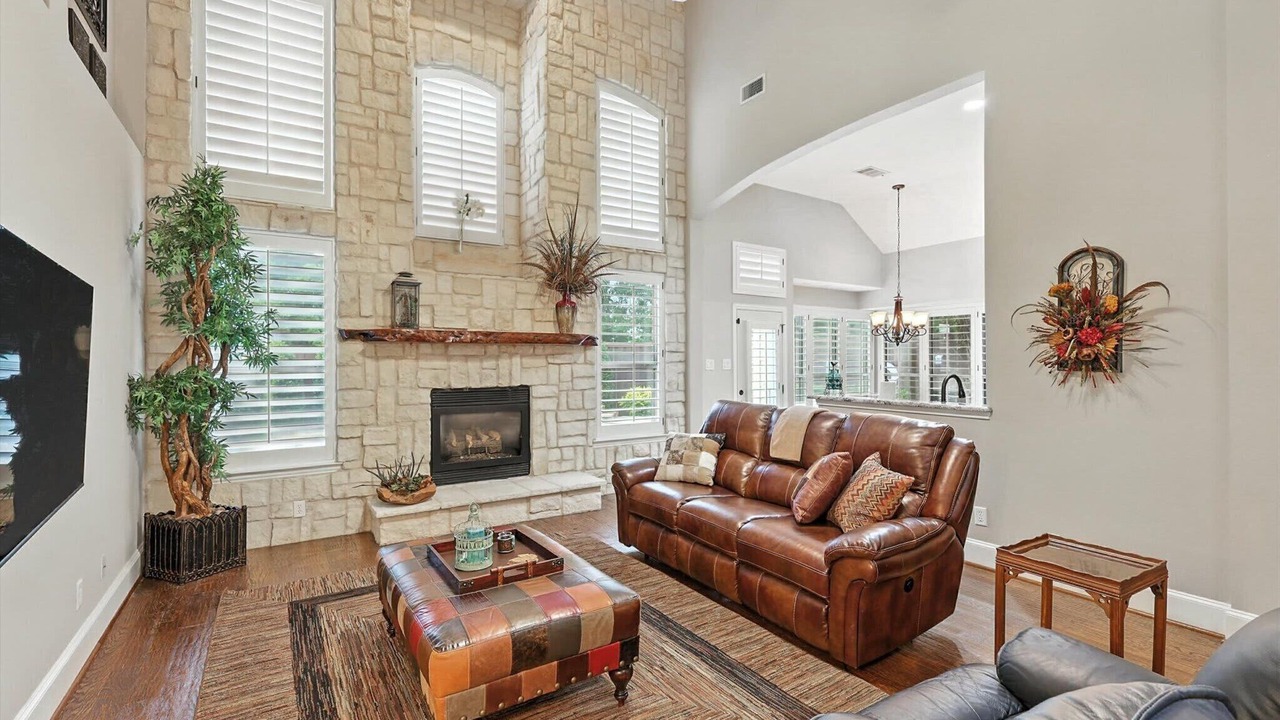 Photo of Livingroom in Lewisville