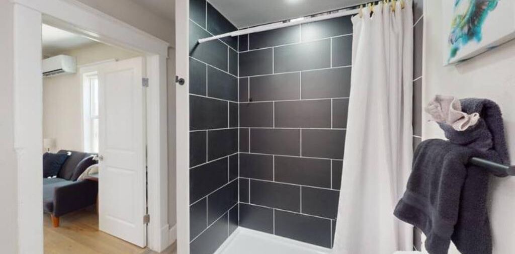 Photo of Bathroom in Albuquerque