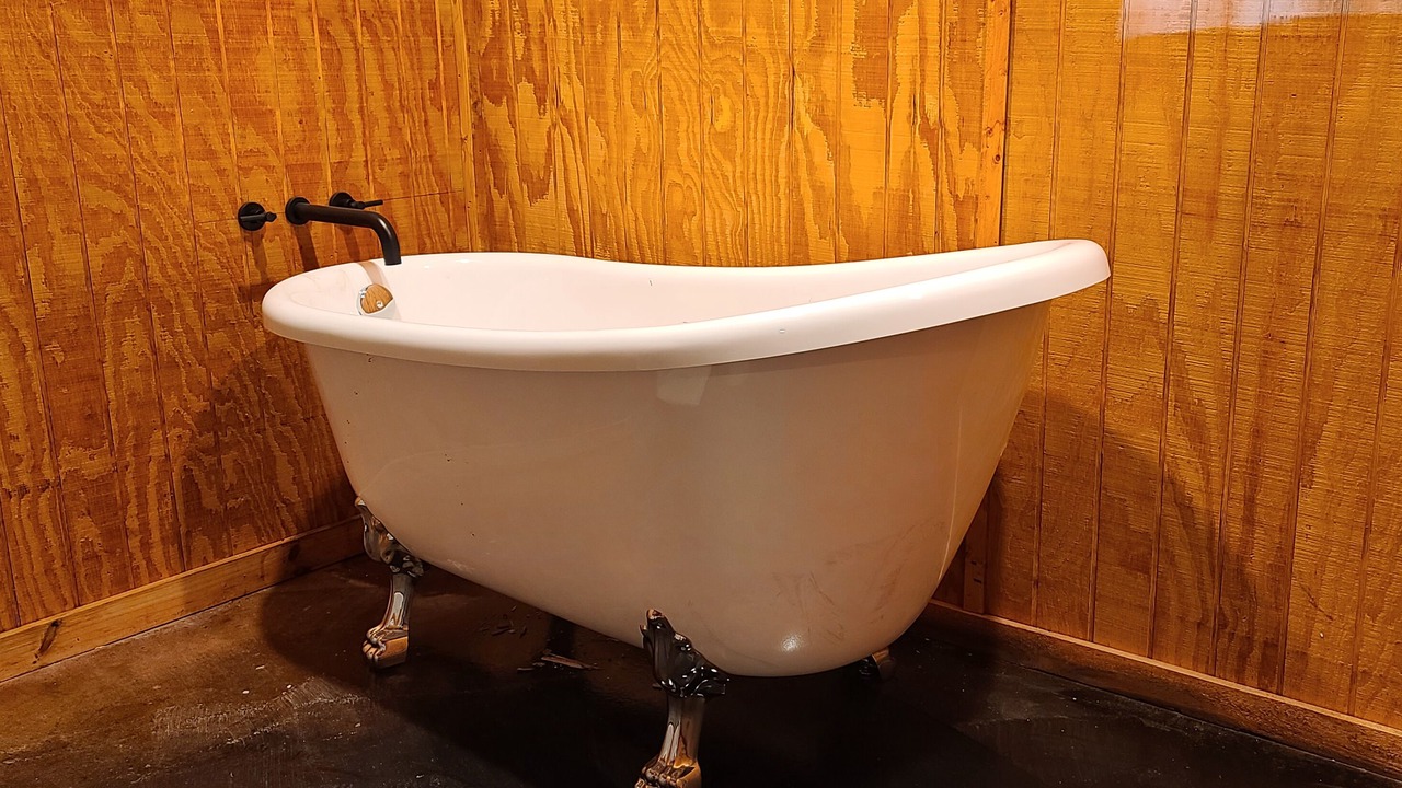 Photo of Bathroom in Mineola