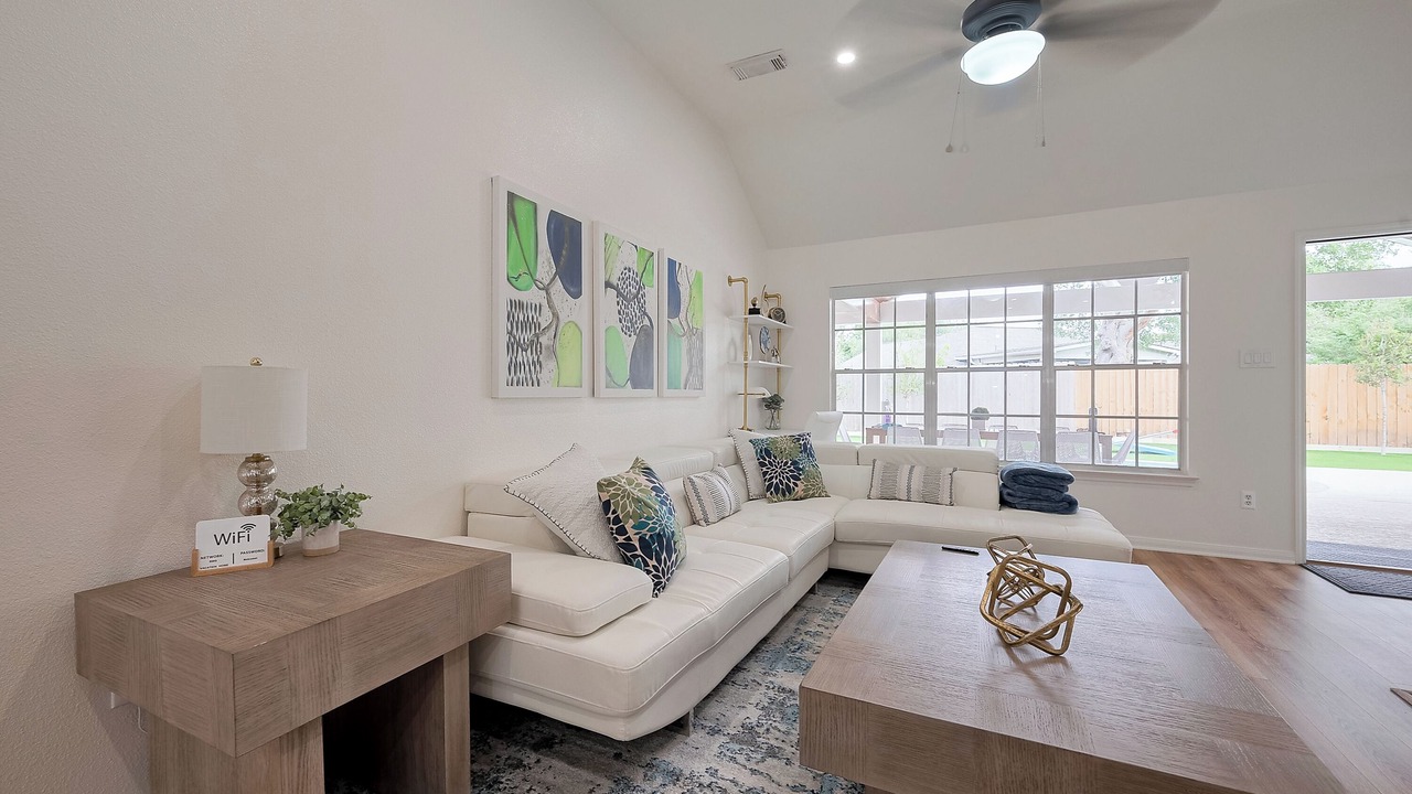 Photo of Livingroom in Barker