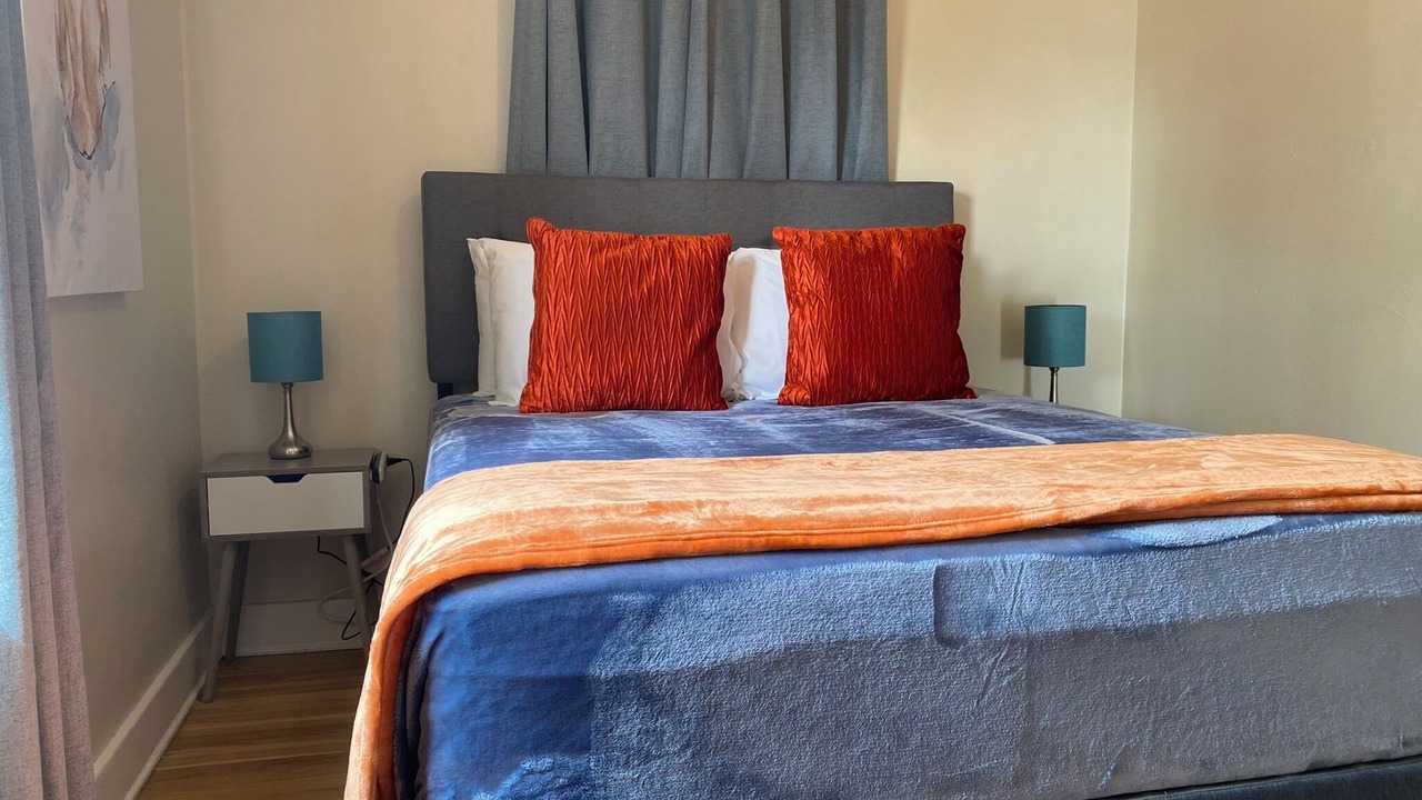 Photo of Bedroom in Raynolds Addition