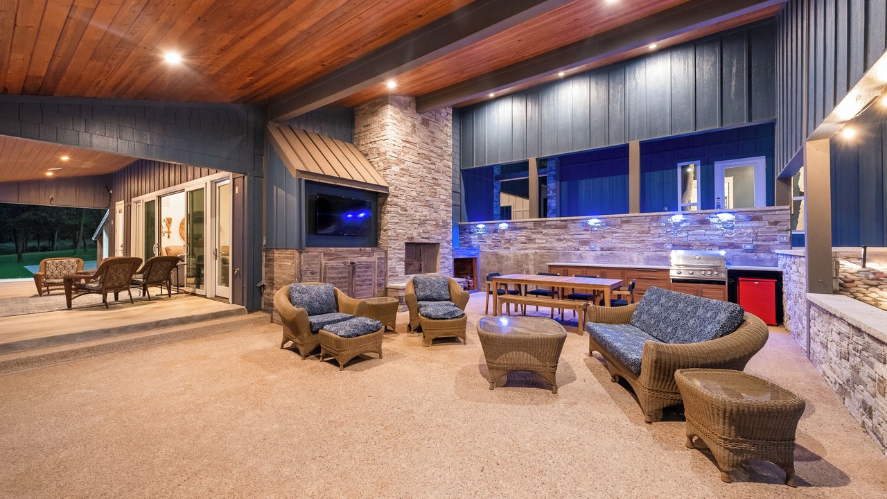 Photo of Outdoor in Carolyn Estates
