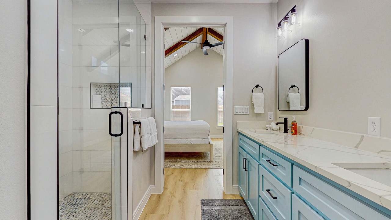Photo of Bathroom in South Side
