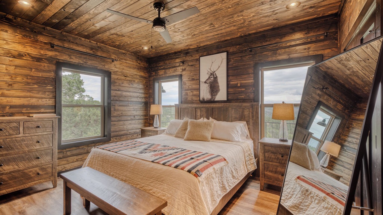 Photo of Bedroom in Ruidoso