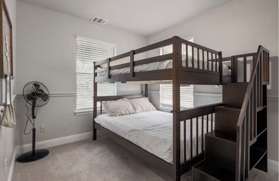 Photo of Bedroom in Apache Shores
