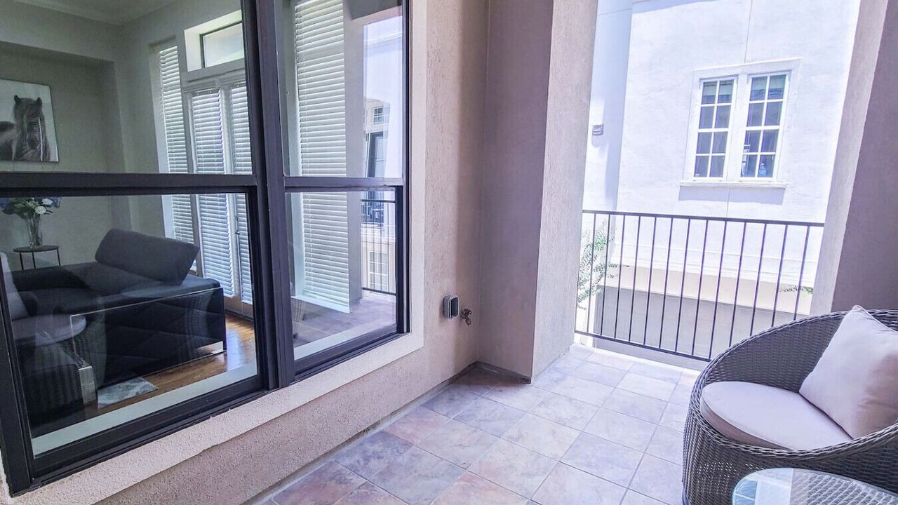 Photo of Patio Balcony in Washington Ave./ Memorial Park