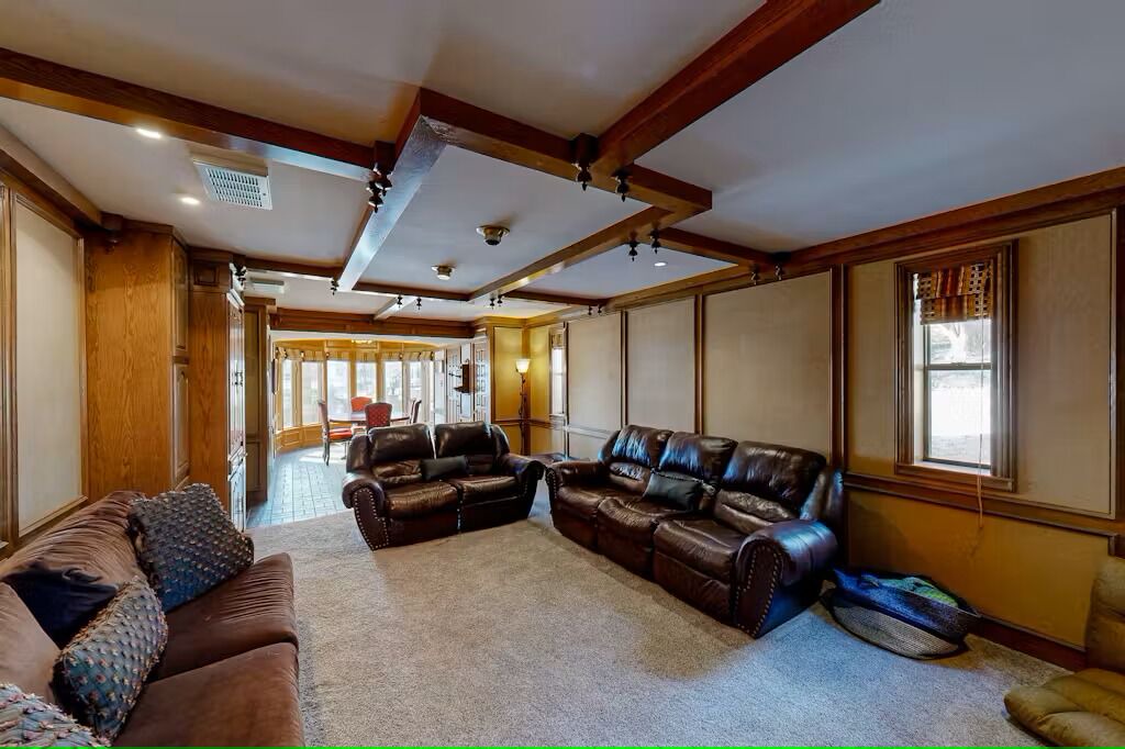 Photo of Bedroom in Tool