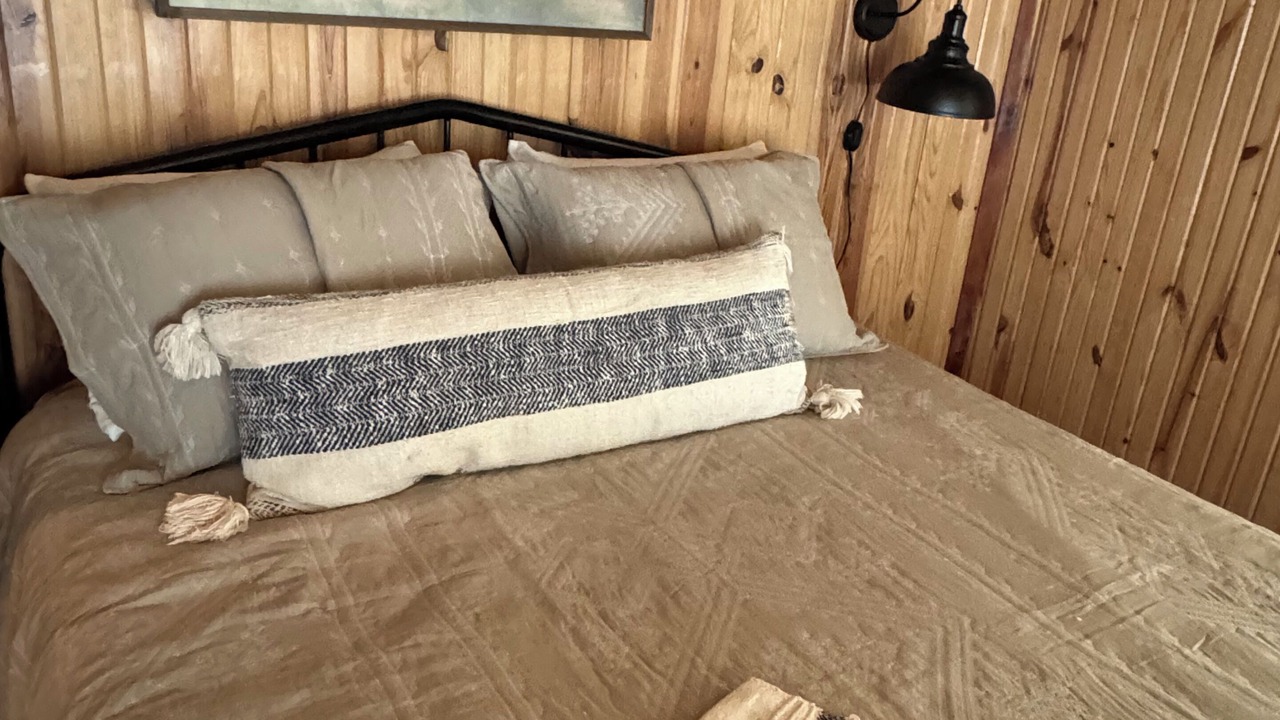 Photo of Bedroom in Shelbyville
