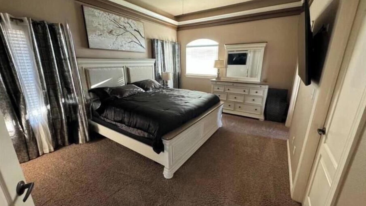 Photo of Bedroom in Biggs Field