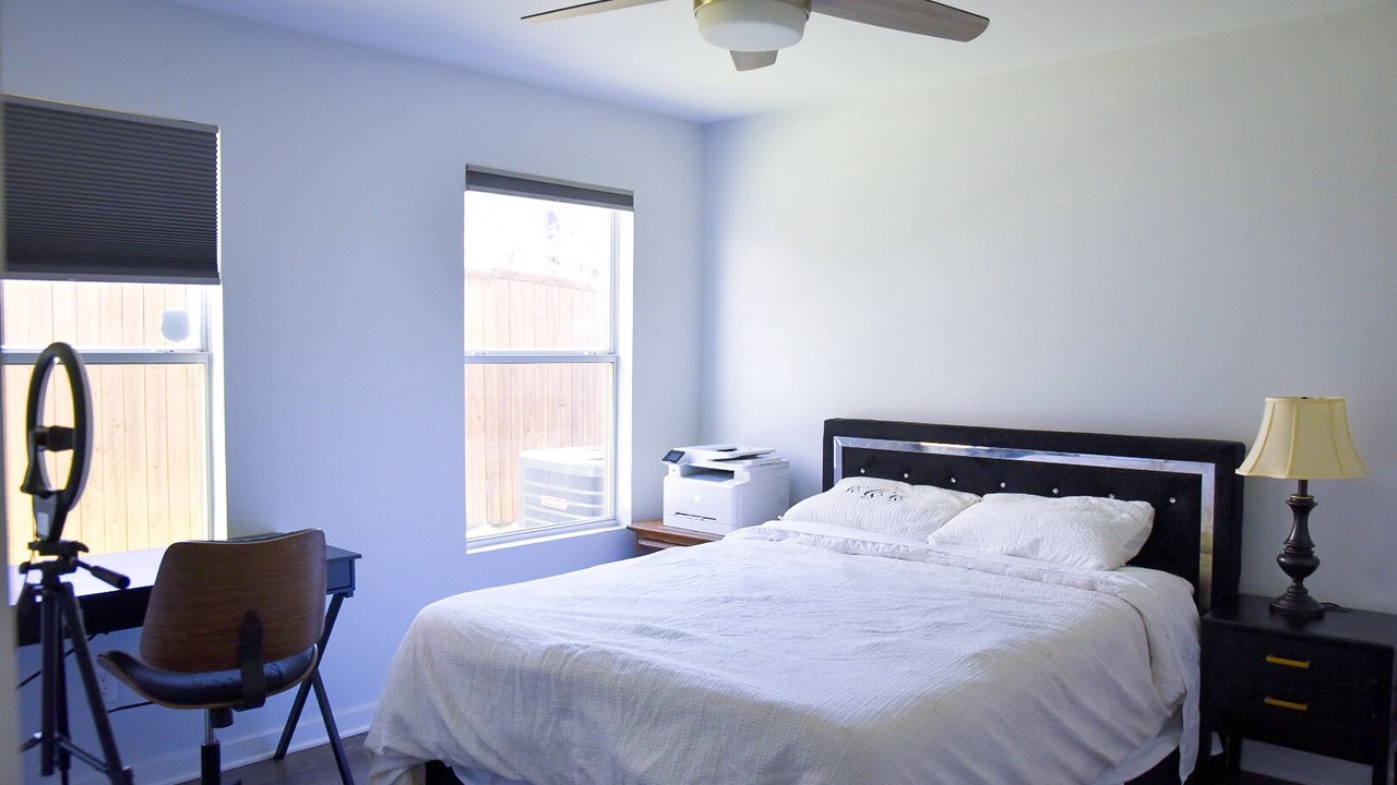Photo of Bedroom in Knox - Henderson