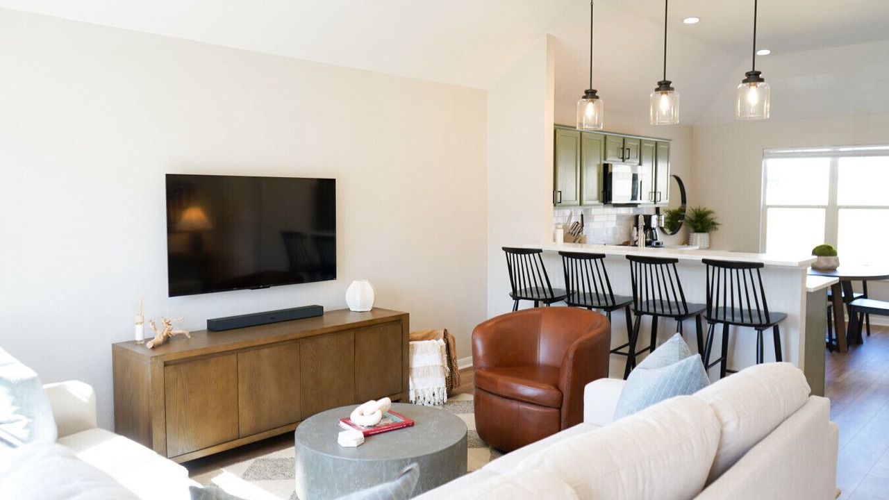 Photo of Livingroom in College Station