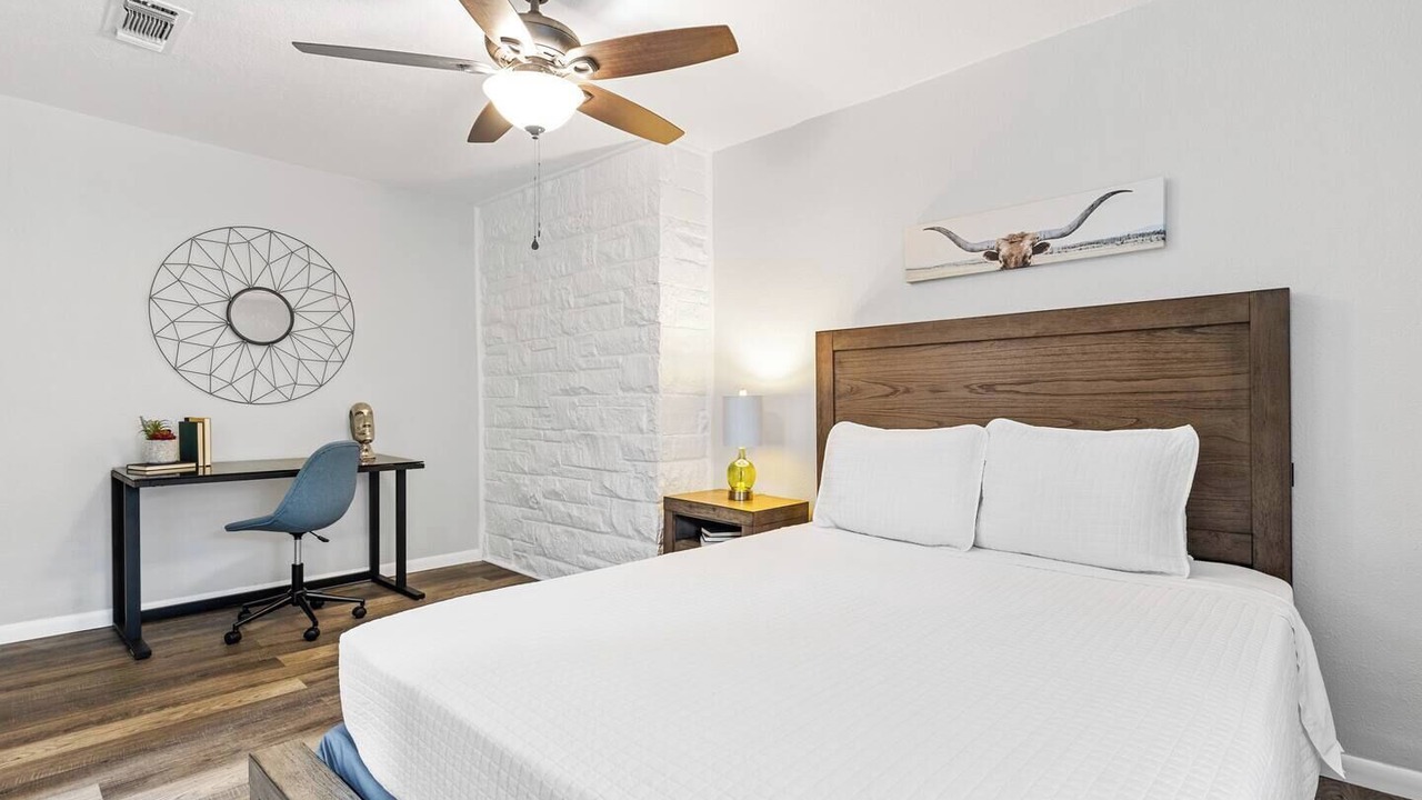 Photo of Bedroom in Arlington Heights