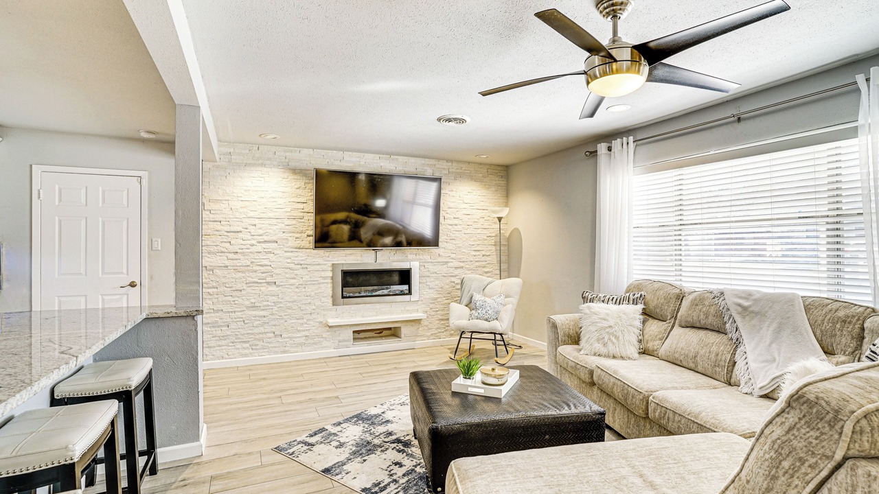 Photo of Livingroom in Hurst