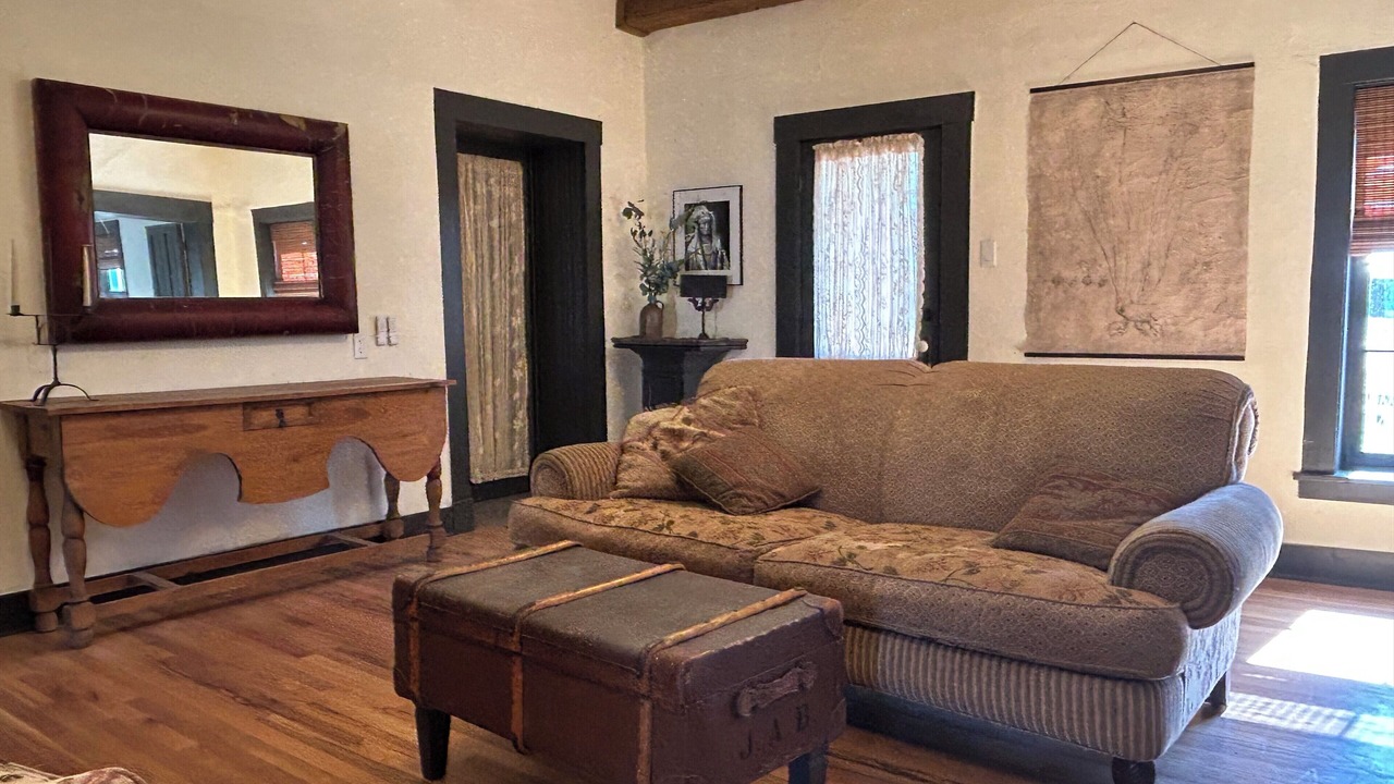 Photo of Livingroom in Tyrone