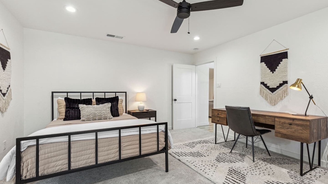 Photo of Bedroom in Grapevine
