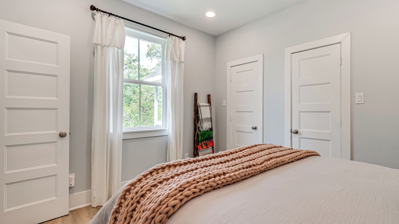 Photo of Bedroom in Somerville