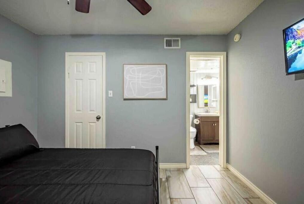 Photo of Bedroom in Riverside