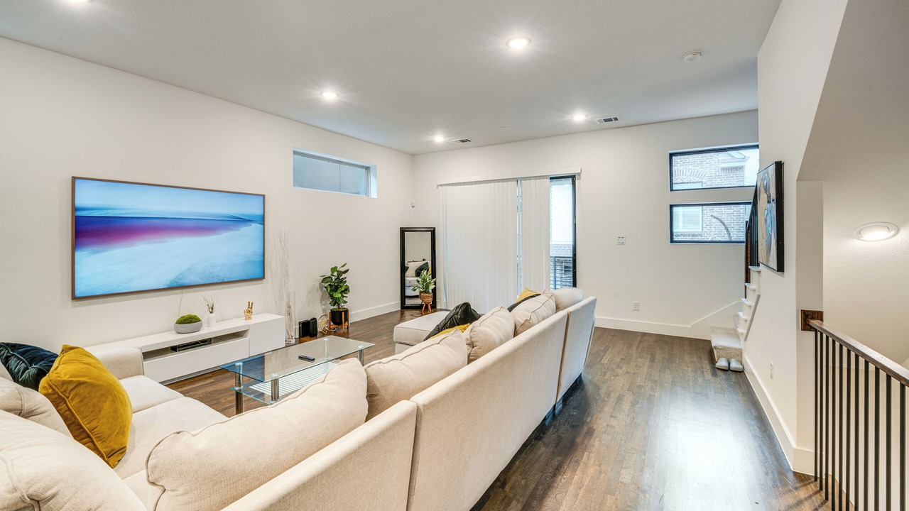 Photo of Livingroom in Park Central