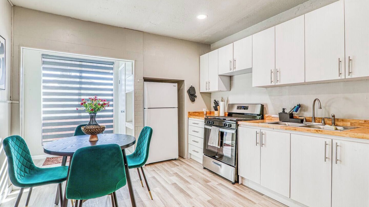 Photo of Kitchen in Pershing - Government Hill