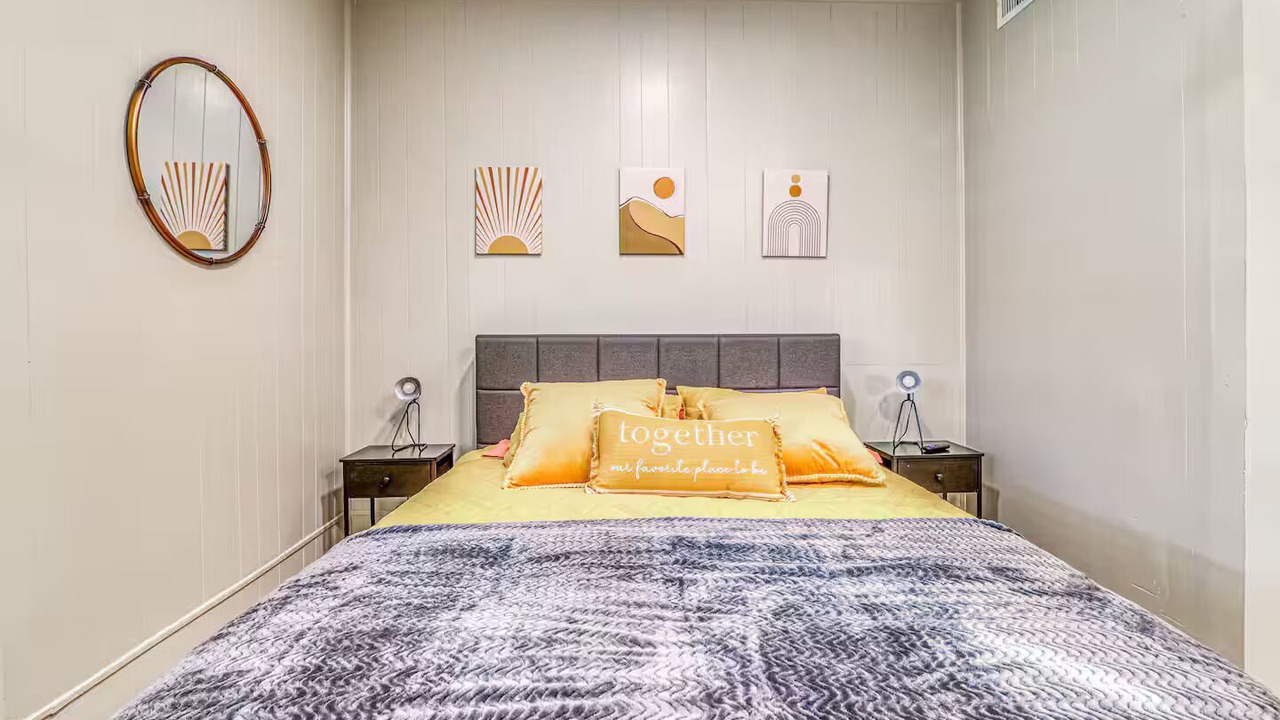 Photo of Bedroom in Pershing - Government Hill
