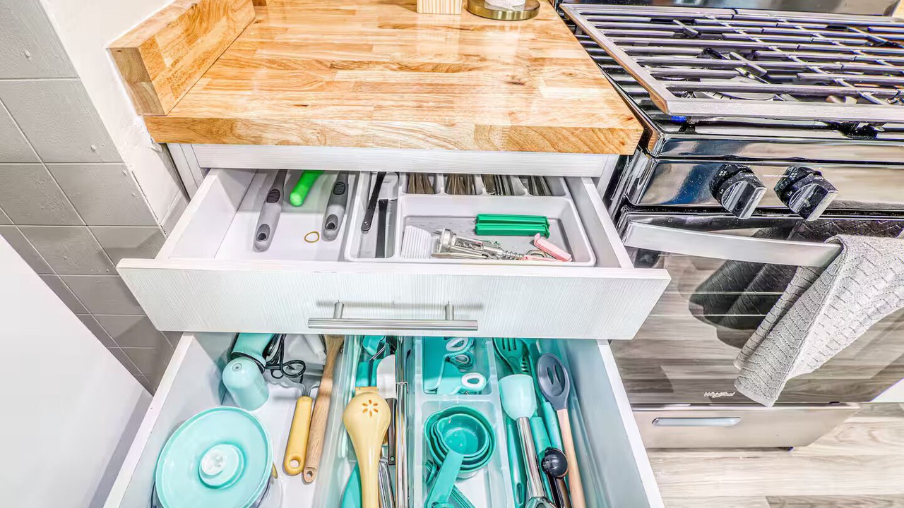 Photo of Kitchen in Pershing - Government Hill