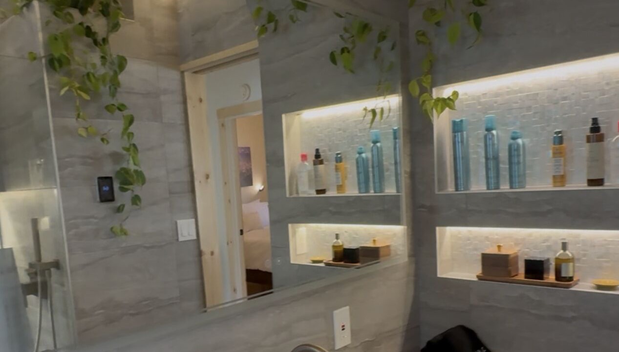 Photo of Bathroom in Cloudcroft