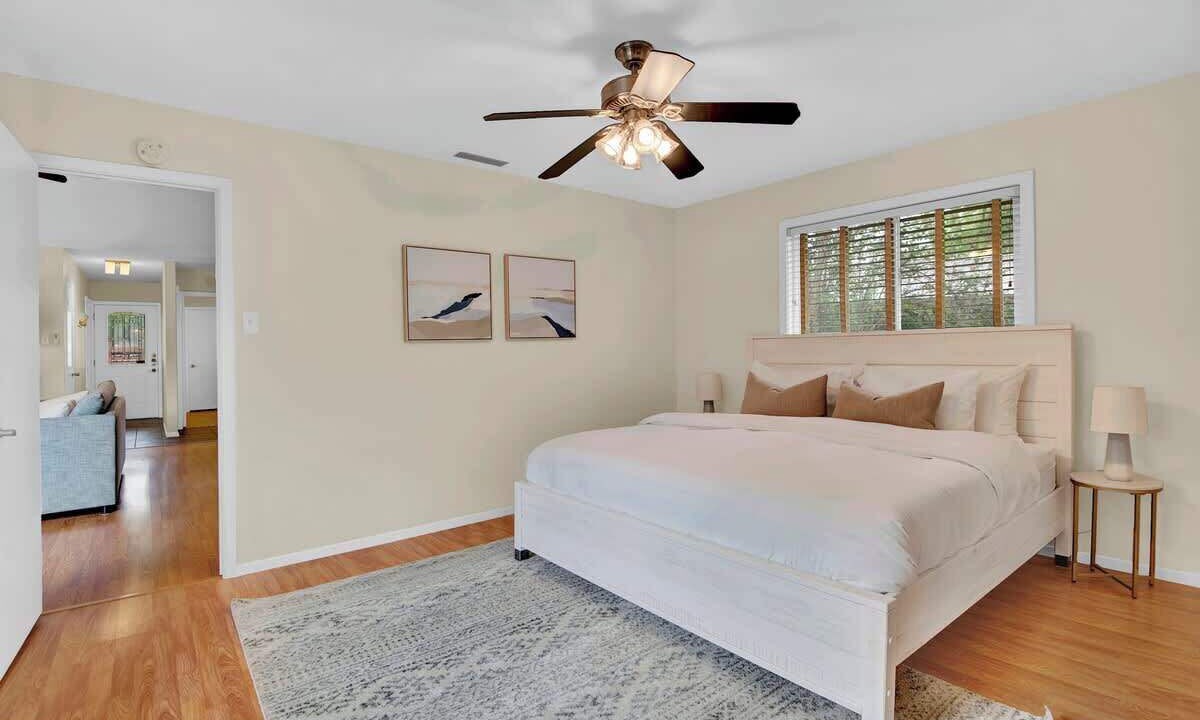 Photo of Bedroom in Barton Hills