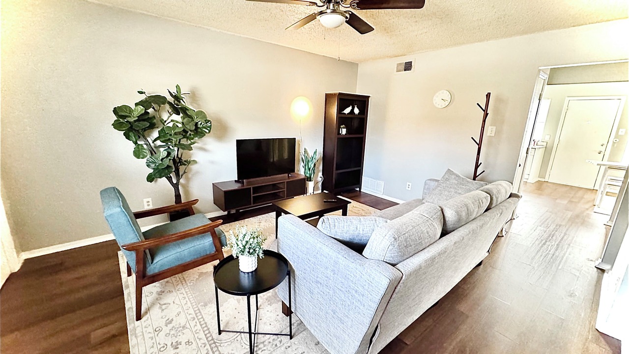 Photo of Livingroom in South Arlington