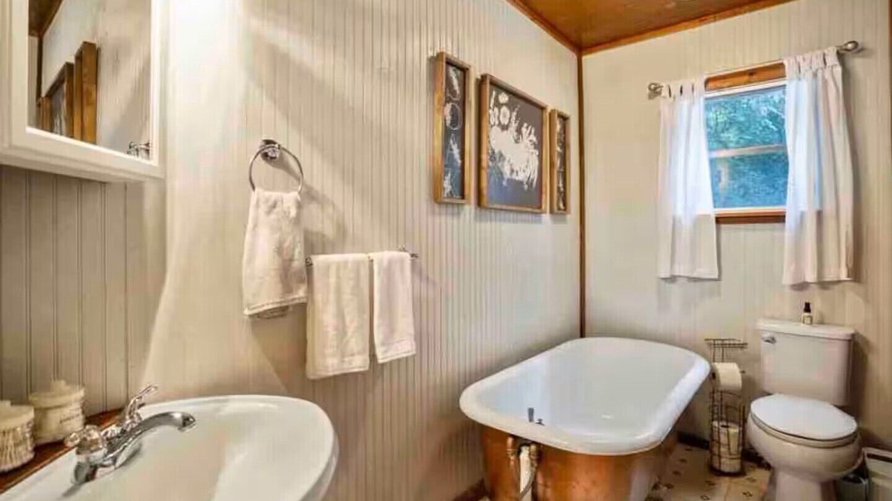 Photo of Bathroom in Trinity