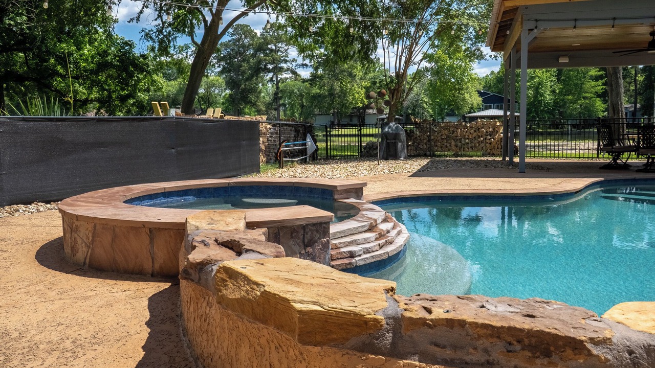 Photo of Outdoor in Oakhurst