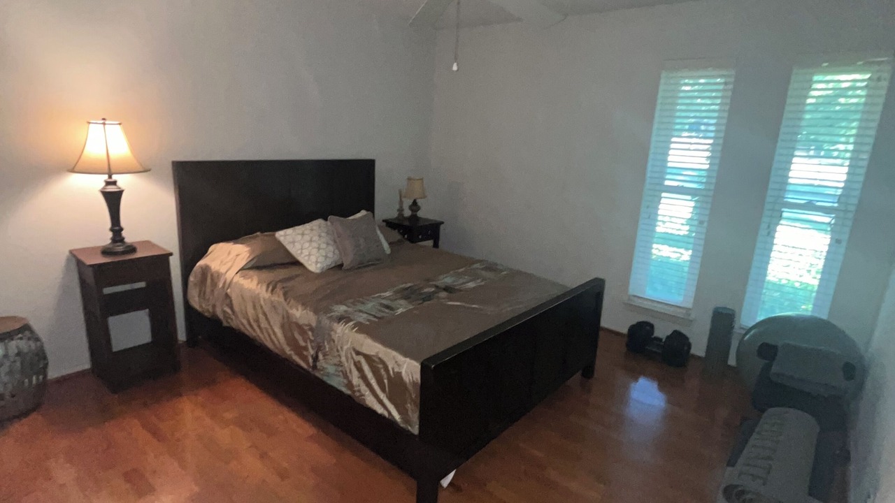 Photo of Bedroom in Colleyville