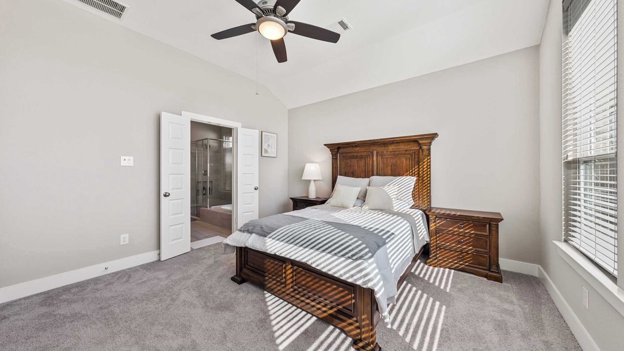 Photo of Bedroom in Clodine