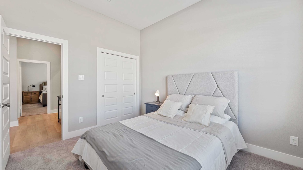 Photo of Bedroom in Clodine