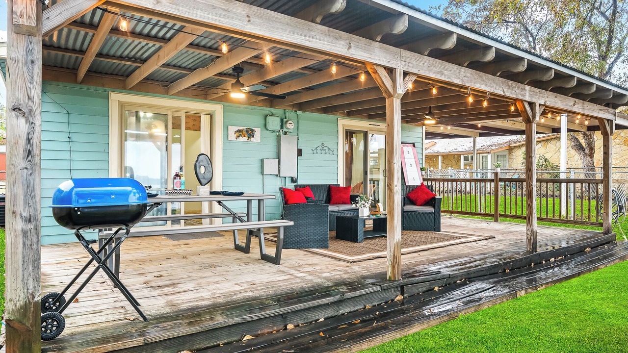 Photo of Patio Balcony in Dennis