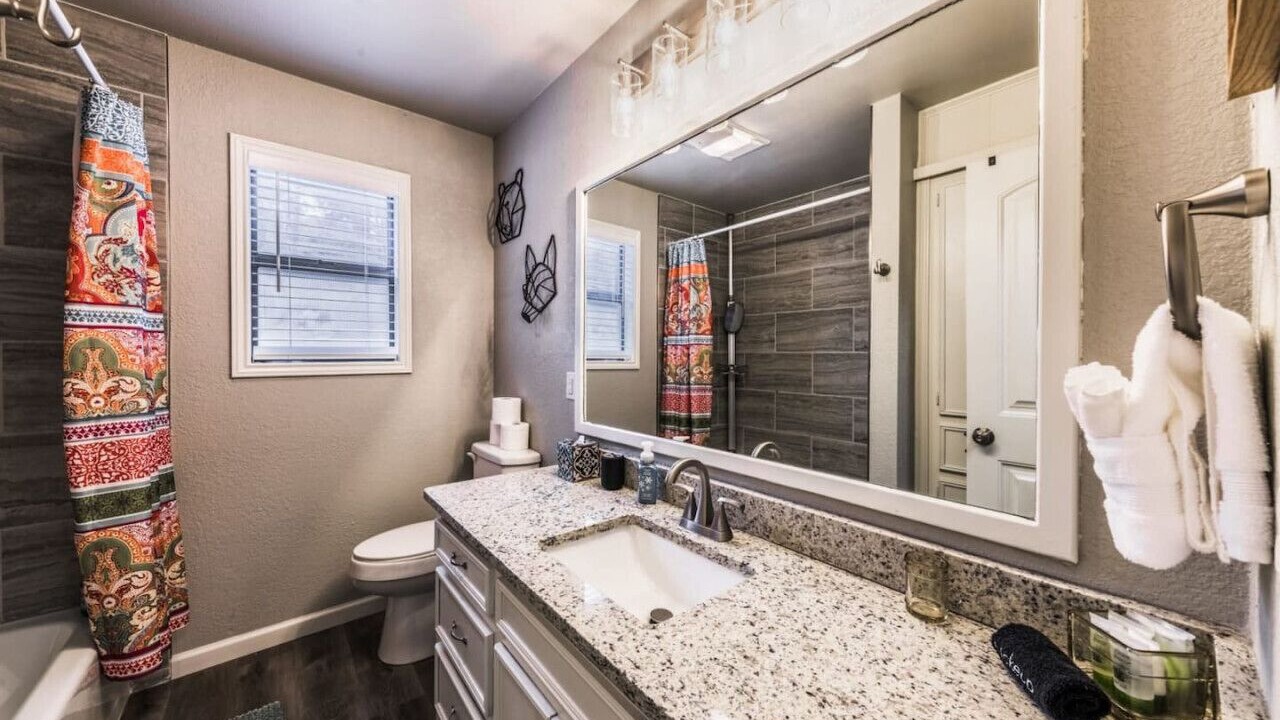 Photo of Bathroom in Ruidoso