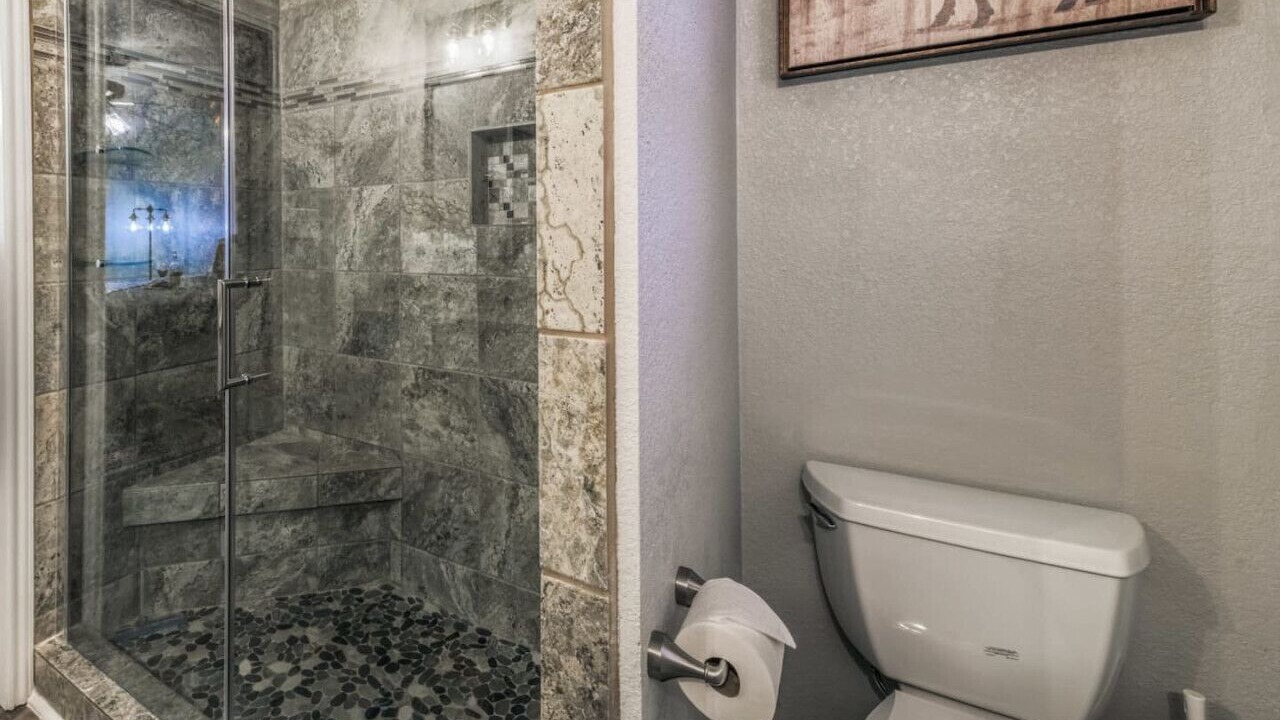 Photo of Bathroom in Ruidoso