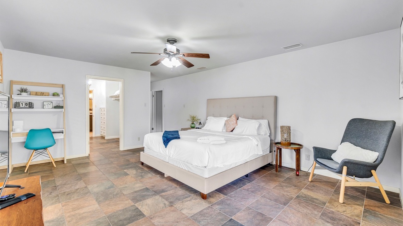 Photo of Bedroom in Riverside