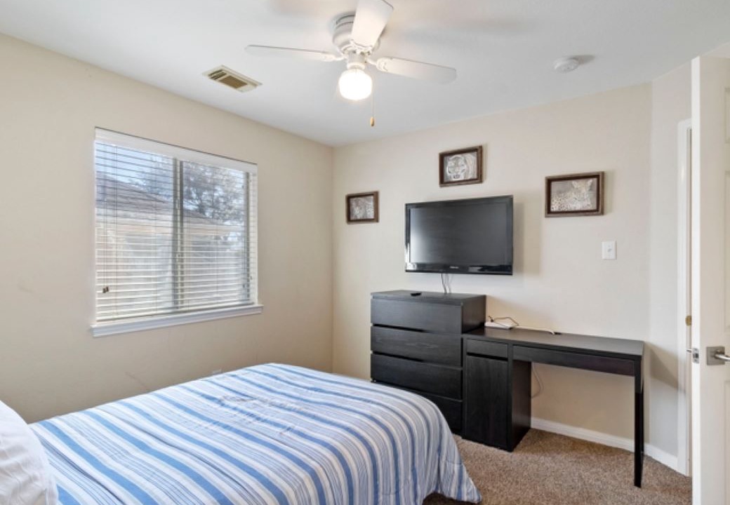 Photo of Bedroom in Scofield Farms