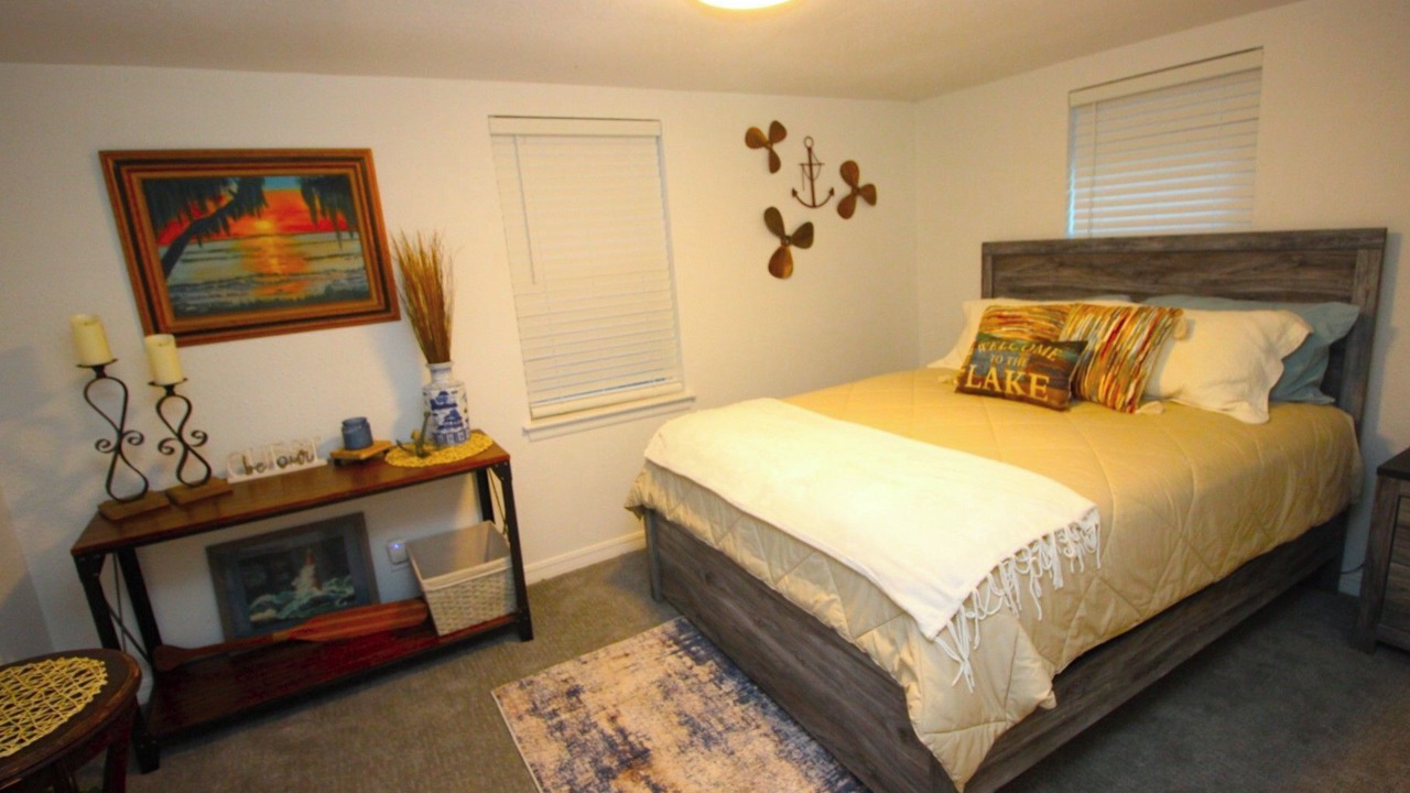 Photo of Bedroom in Gun Barrel City