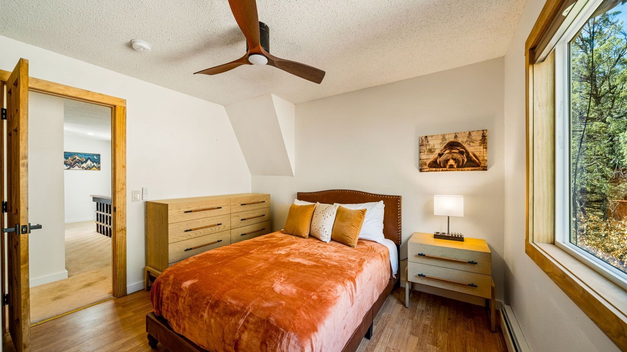 Photo of Bedroom in Hermosa