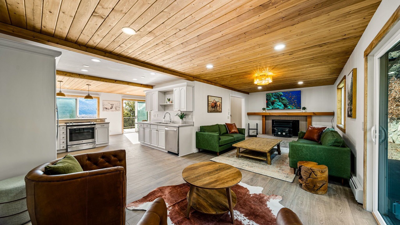 Photo of Livingroom in Hermosa