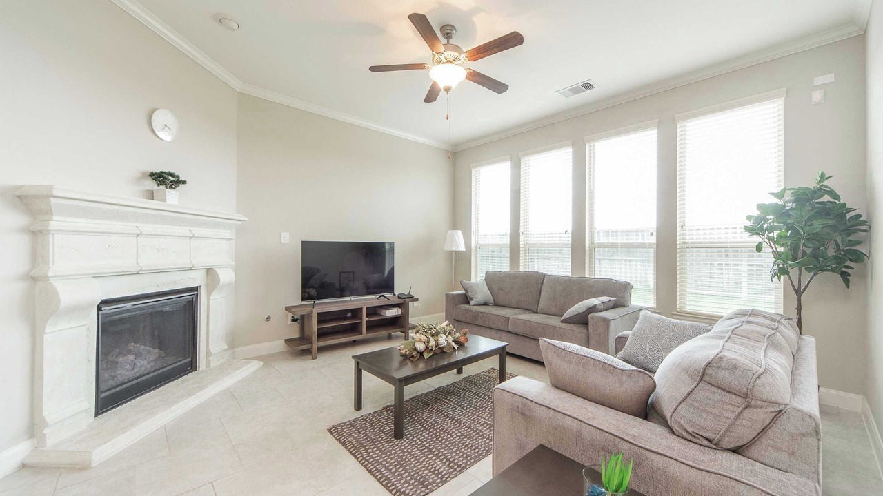 Photo of Livingroom in Cypress