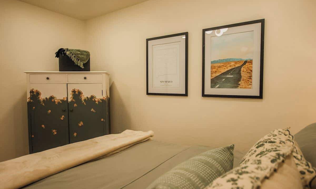 Photo of Bedroom in South Broadway