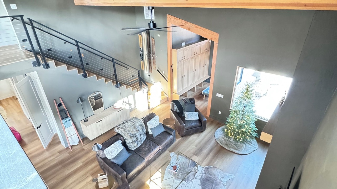 Photo of Livingroom in Purgatory