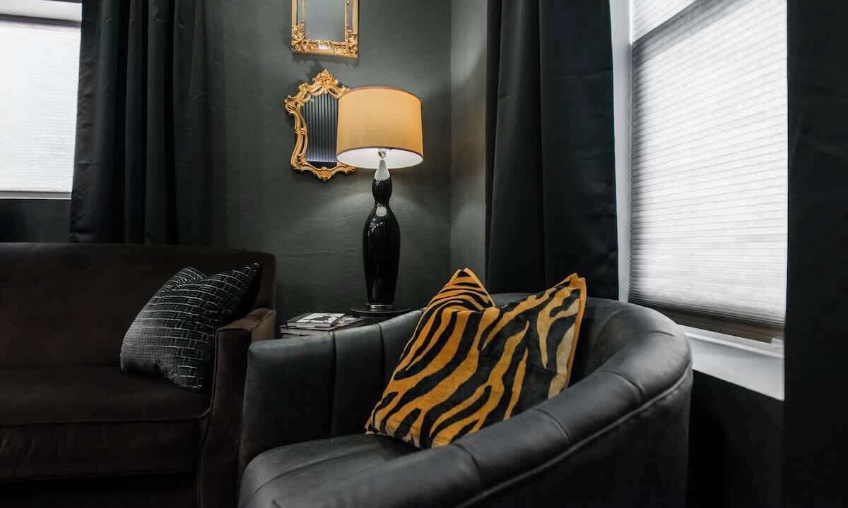 Photo of Livingroom in South Broadway