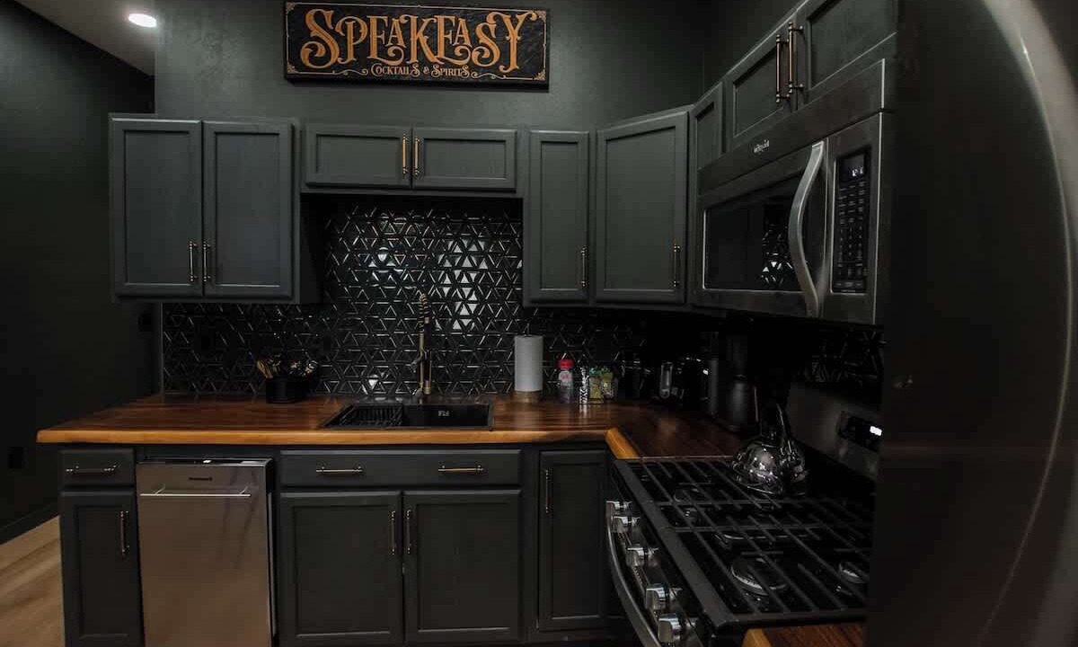 Photo of Kitchen in South Broadway
