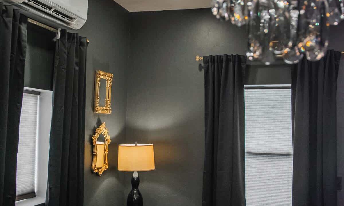 Photo of Livingroom in South Broadway