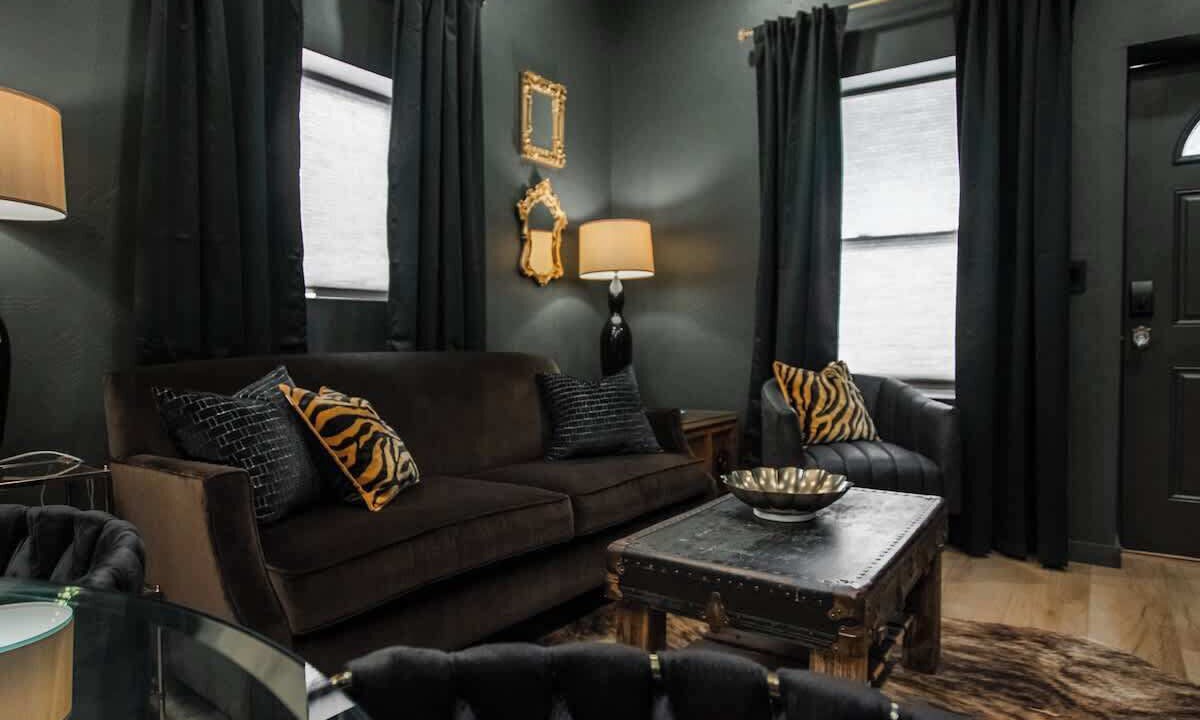Photo of Livingroom in South Broadway