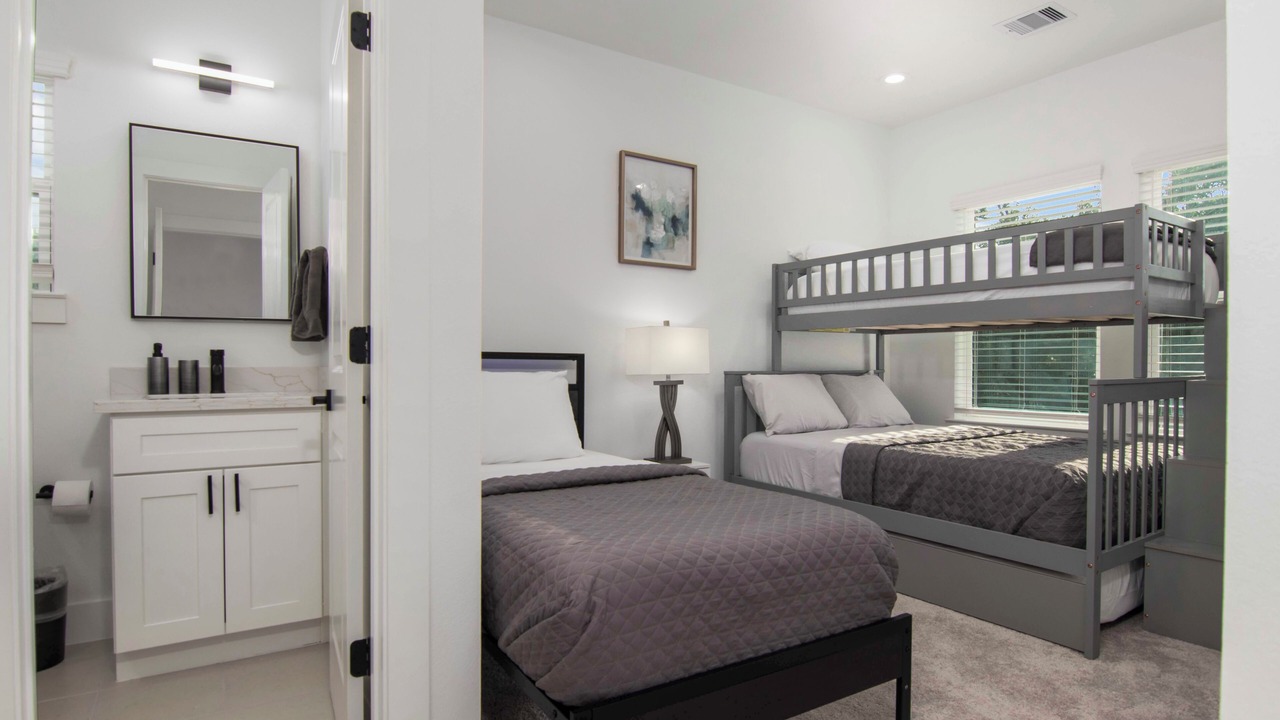 Photo of Bedroom in Northside